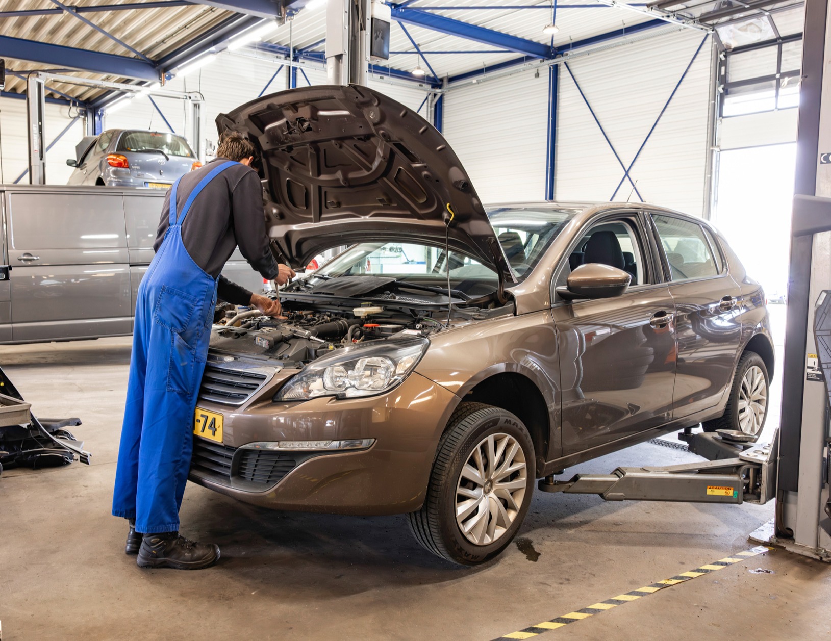 Common Image dinesten_images_1775032327.jpg ONDERHOUD PERSONENAUTO'S | Garage Verburg