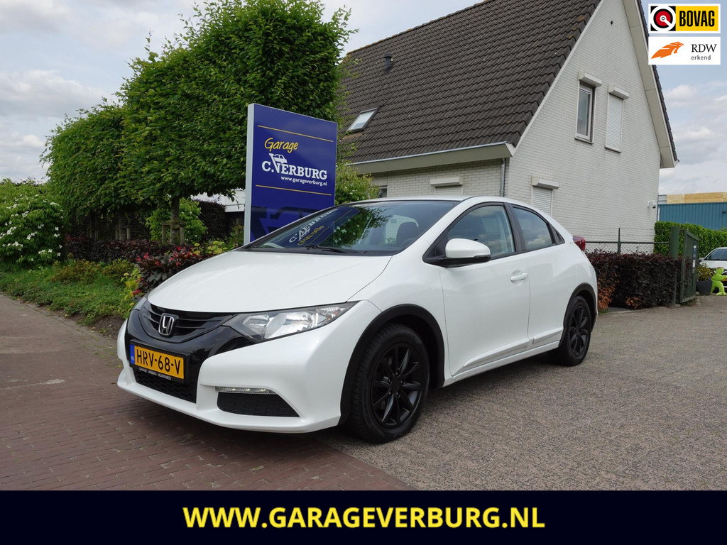Toyota Yaris 1.5 Hybrid Dynamic (Navi/Carplay,Camera,Cruise,Keyless entry,Stoelverwarming,Lm velgen) 53306942-19.jpg | Garage Verburg