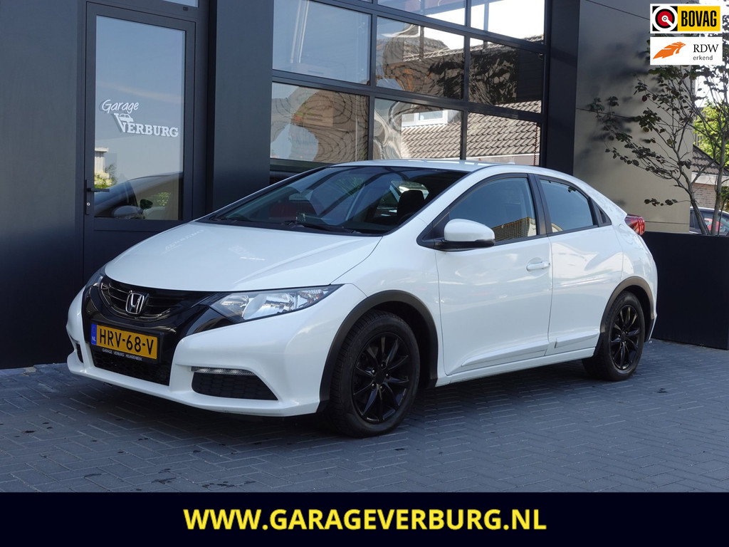 Mazda 3 2.0 GT-M (Navigatie,Camera,AdaptiveCruise,PDC,HUD,BOSE,Keyless) -- 61.728 Km -- 55866617-14.jpg | Garage Verburg
