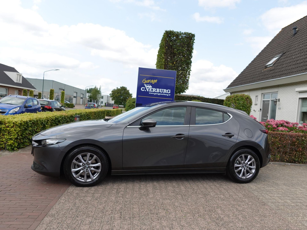 Toyota Yaris 1.5 Hybrid Executive Bi-Tone (Navi,Camera,Leder,HUD,PDC,Stoelverwarming) 52212314-17.jpg | Garage Verburg