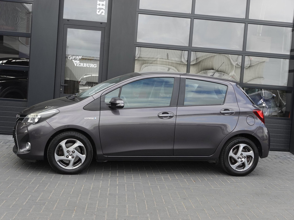 Mazda 2 1.5 Skyactiv-G GT-M -Uniek- | White Edition 115 Pk | (Navi,Cruise,PDC,LEER,HUD,Stoelverwarming,Keyless) 52591839-17.jpg | Garage Verburg