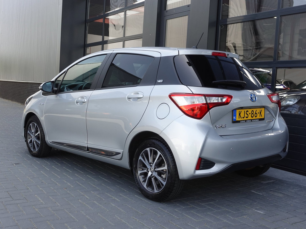 Mazda 2 Hybrid Toyota Yaris (Navi/Carplay,Camera,AdaptiveCruise,Panoramadak,Keyless,Stoel+Stuurverwarming,PDC,LEER) 54414925-20.jpg | Garage Verburg