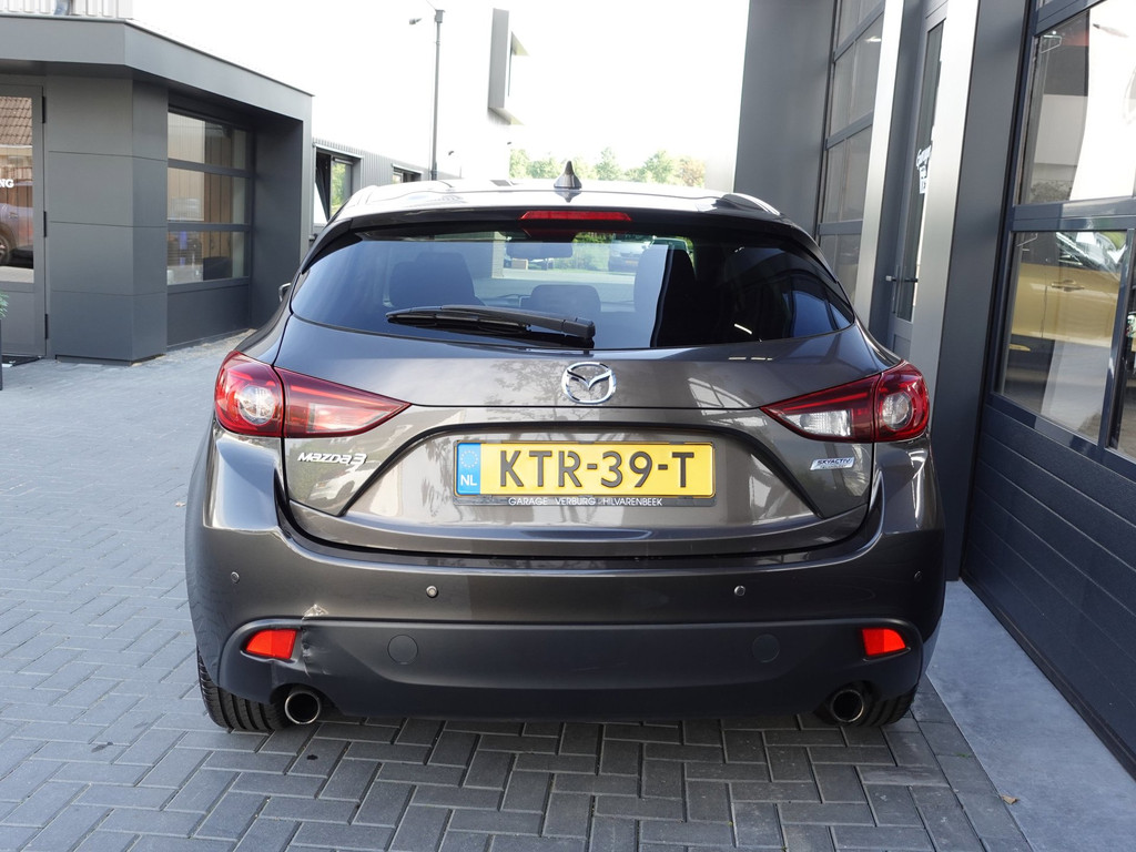 Toyota iQ 1.0 VVTi Executive (Navigatie,Keyless entry,Climatecontrol,Lm velgen,Spiegels elek.inklapbaar) 52262037-12.jpg | Garage Verburg
