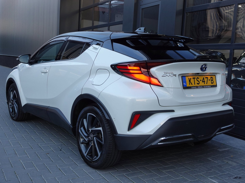 Toyota Yaris Cross 1.5 Hybrid 130 Dynamic (Navigatie/Carplay,Camera,AdaptiveCruise,Keyless,Stoel+stuurverwarming) 56532662-16.jpg | Garage Verburg