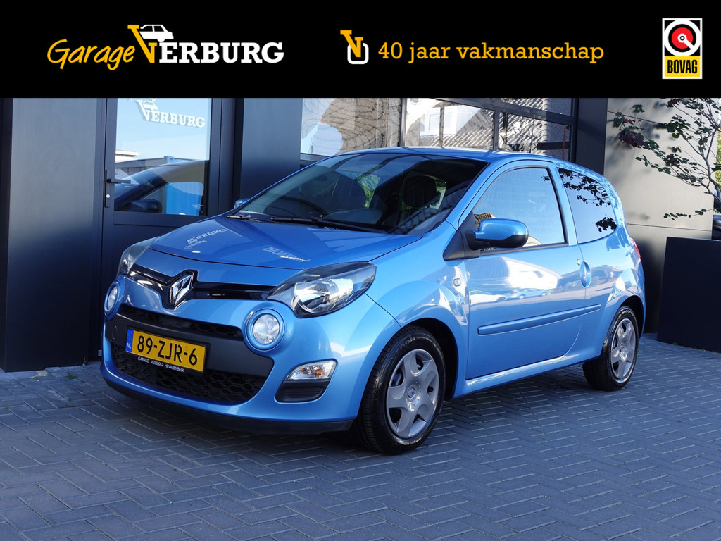 Toyota iQ 1.0 VVTi Executive (Navigatie,Keyless entry,Climatecontrol,Lm velgen,Spiegels elek.inklapbaar) 52262037-12.jpg | Garage Verburg